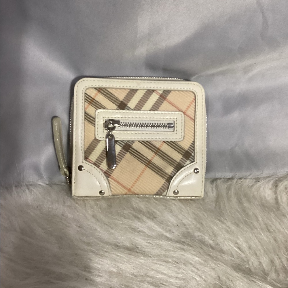 SOLD…..Burberry Blue Label Nova Check Bicolor Canvas/ Patton Leather Mini Wallet - Picture 2 of 15